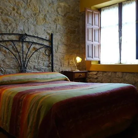 Viviendas Rurales Las Calderas Santillana del Mar Esterno foto