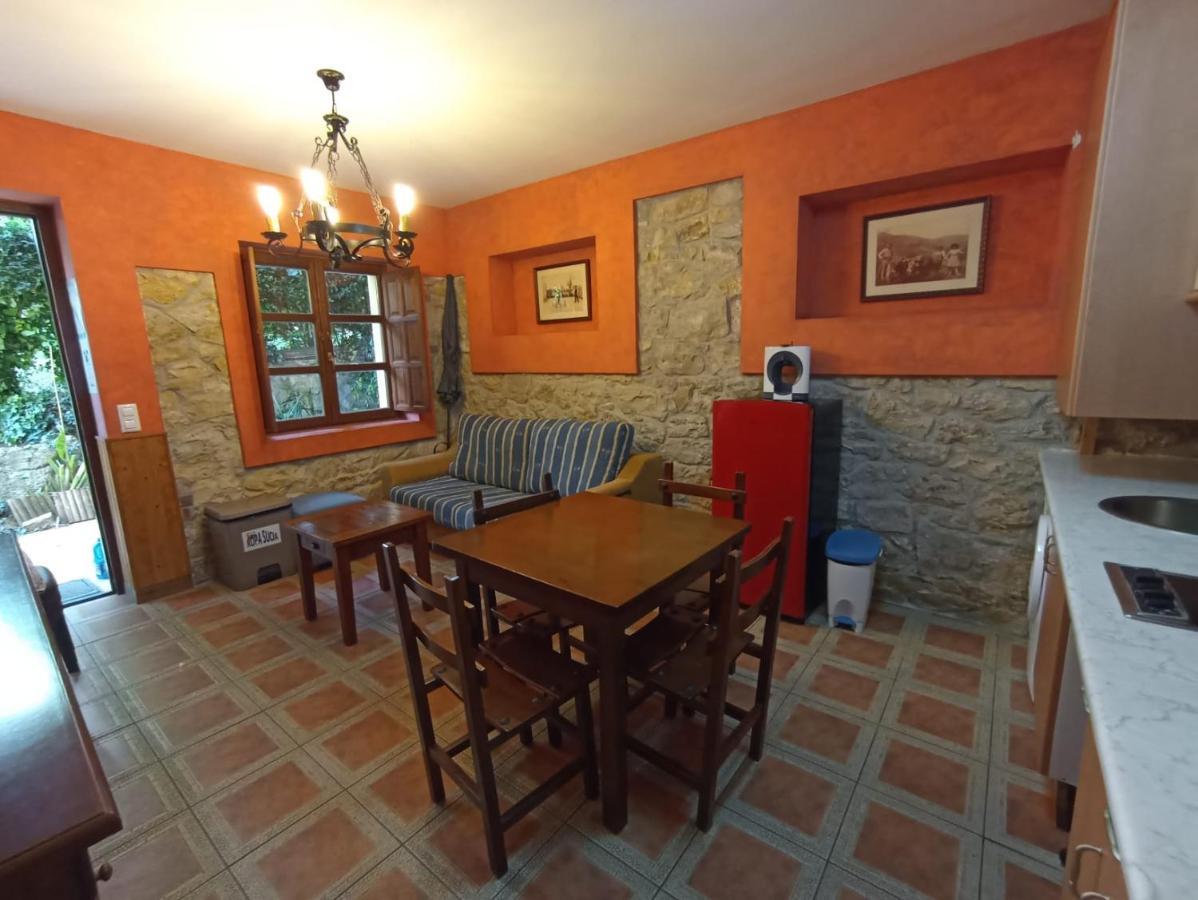 Viviendas Rurales Calderas Apartment