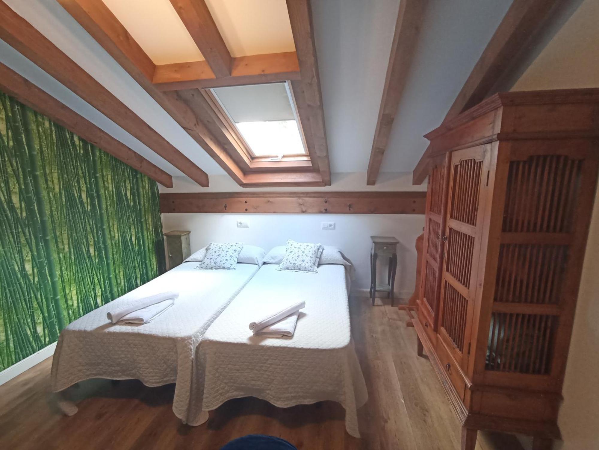 Apartment Viviendas Rurales Calderas Santillana del Mar